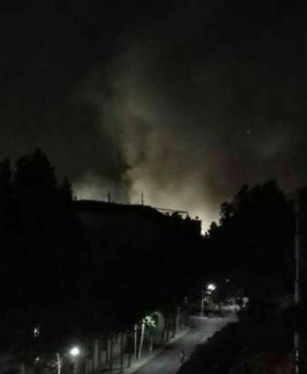 山东齐鲁制药子厂昨晚九时又发生一起爆炸事件，目前无人员伤亡