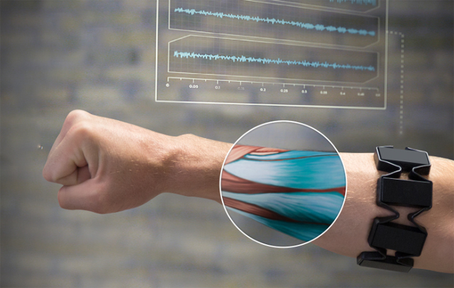 超强大的手势臂环Myo 整合谷歌眼镜瞄准医疗行业