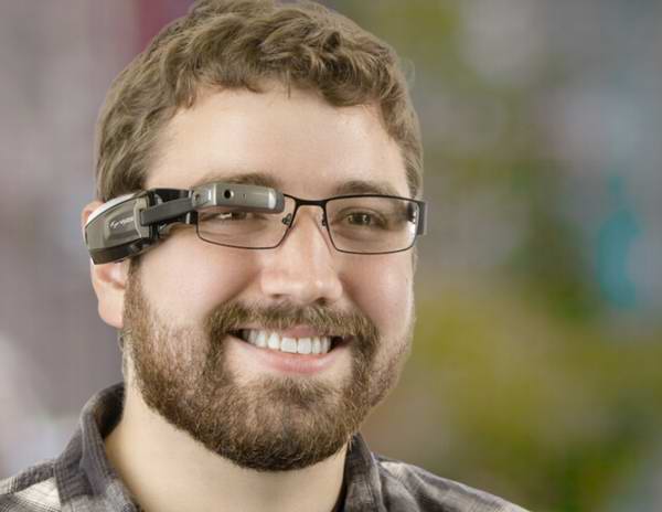 英特尔2480万美元投智能眼镜厂商Vuzix