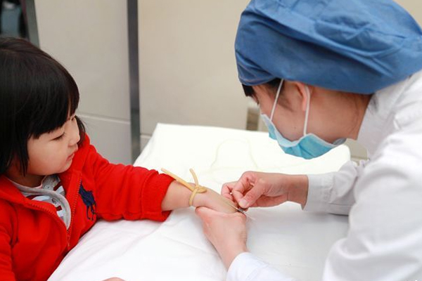 国内首个手足口病疫苗将进入现场检查