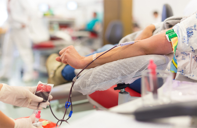 深圳血液中心薪酬事件恶果：献血人数减半 手术被迫延期