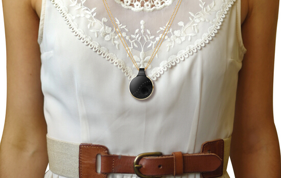 Athena智能珠宝：遇袭呼救