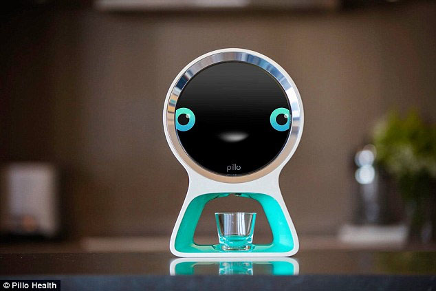 【视频】用药提醒，萌萌哒大眼机器人Pillo想为你提供这项服务
