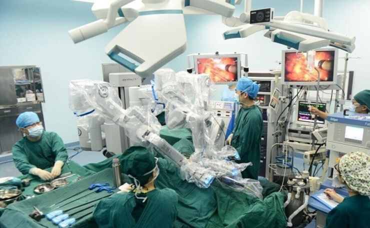 手术机器人行业报告：Intuitive Surgical一路领先，但别忘了那些后起之秀