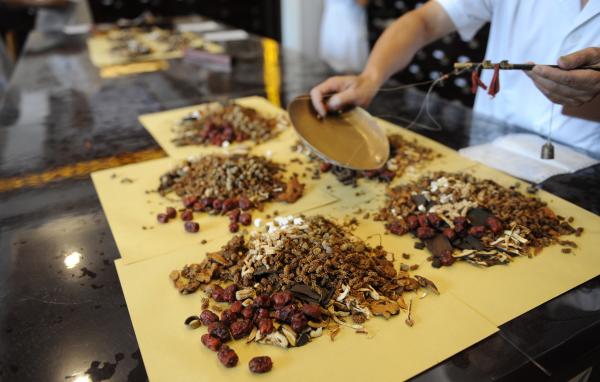 中药材质量从没这么差过：一流药材出口，药渣子才做中成药