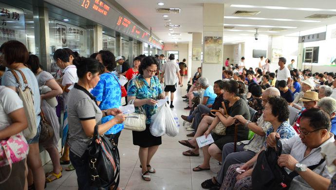 上海发布患者满意率调查：门诊和住院大家最满意什么？