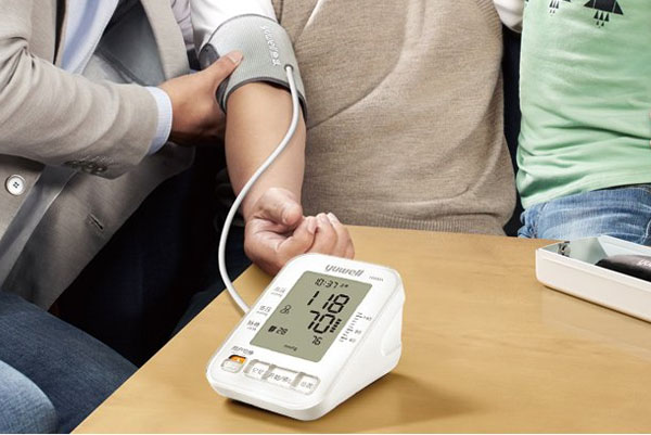 活跃于国内市场的12家电子血压计生产企业