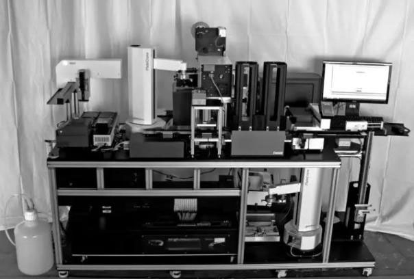 第一台生物传送器原型诞生