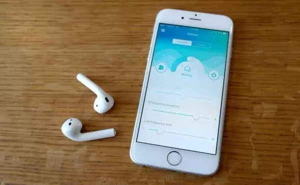 如何让你的苹果无线耳机能够兼职“助听器”的功能？
