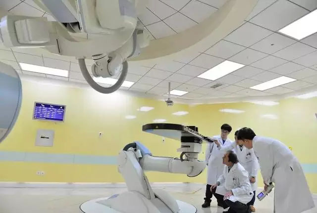 上海市质子重离子医院公布近期的脑胶质瘤患者重离子质子放疗治疗情况