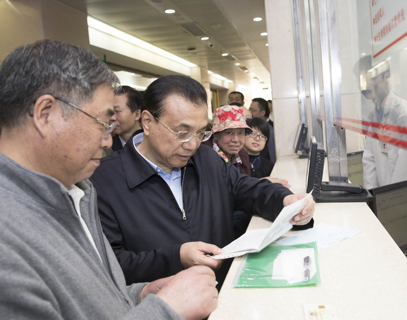 李克强：让有意愿的群众尽早就近用上最新HPV等防癌疫苗