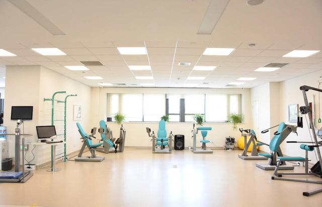 连锁康复机构如何才能快速扩张？单店成本超100万，营销、人才和标准化都是难题