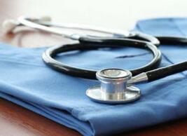 数千家连锁药店将开诊所：生存焦虑下的必选题