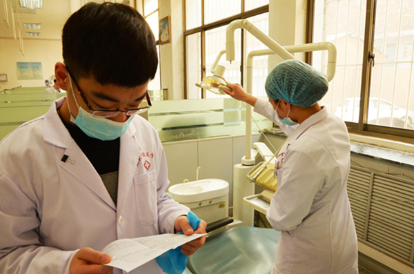第一批免费培养的医学生，马上要回基层了