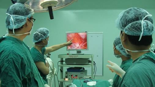 波兰科学家发明疝气治疗新方法