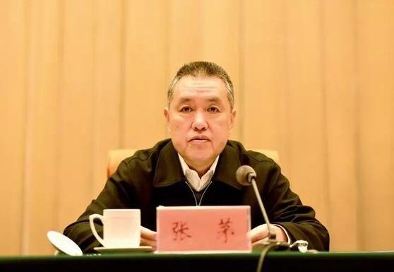 国家市场监督管理总局：待审评的药品注册申请由高峰时的2.2万件降至3200件以内