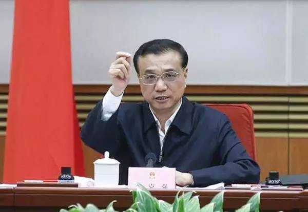 又25万支问题疫苗曝光，李克强就疫苗事件作出批示
