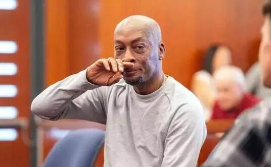 美首例草甘膦致癌患者获赔2.8亿美元 中国该禁吗?