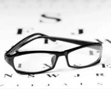 控制近视的阿托品成代购热门：是福还是祸？