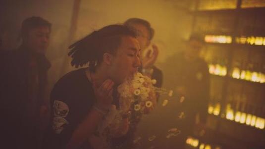 这种味道要不得，美拟禁特殊口味电子烟