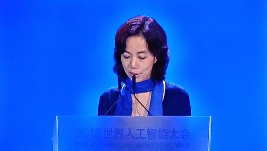 李飞飞：AI提高医疗质量，医护人员有更多的时间关注患者