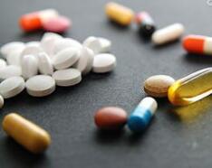 药企“三闯”IPO未果，作价6亿借道上市卖“神药”