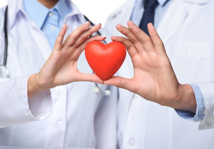 大V阿宝：你要医者父母心 那你肯把医生当爹吗？