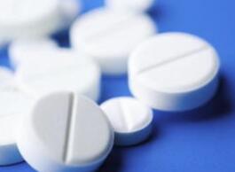 央视前主持人李咏病逝，17个月赴美抗癌背后的「中国病人」