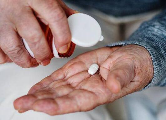 中国降压药最贵是美国的6.25倍 部分药品报酬占医生总收入75%