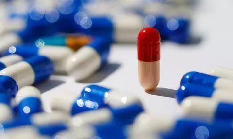 国家药监局：要加快临床急需和罕见病治疗药品的审评审批