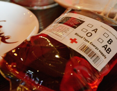 输年轻血液就可治疗多种老年疾病？ FDA发文警告