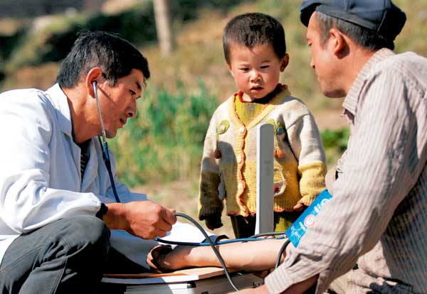 乡村医生注意啦！国家卫生健康委发文，村医执业再注册不得收费！