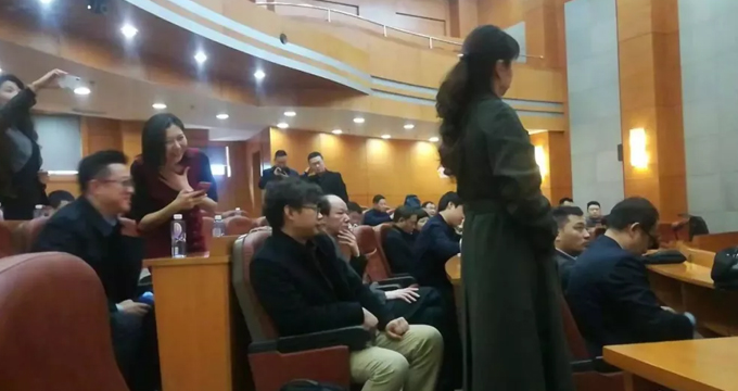 跨国药企“醒神”！