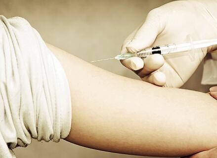 HPV疫苗再陷风波背后： “一针难求”如何解局？