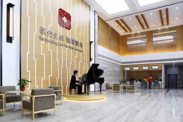 我在这家精神病院的重症病区住了一晚，体验和想象截然不同