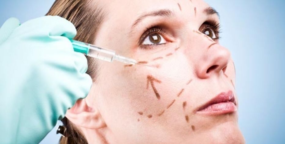 微商牵出亿元“美容”黑市 6仓库扣押美容针数万支