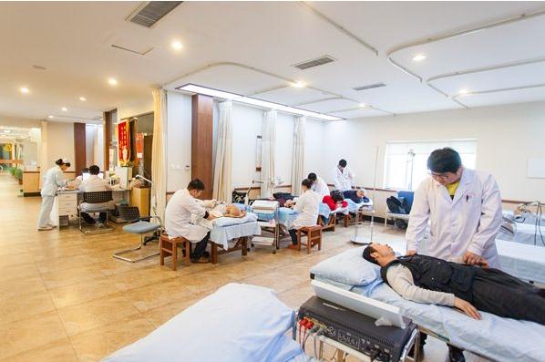 民营康复医院的获客营收、特色科室搭建、医保对接等问题，需要这些锦囊妙计