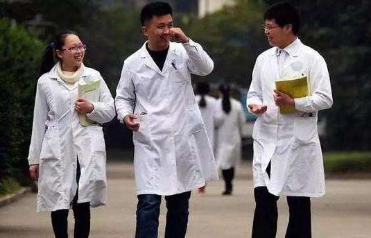 甘肃省定向招收医学生新福利：部分市州最高可降40分录取