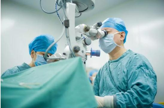 一位院长的体制外13年