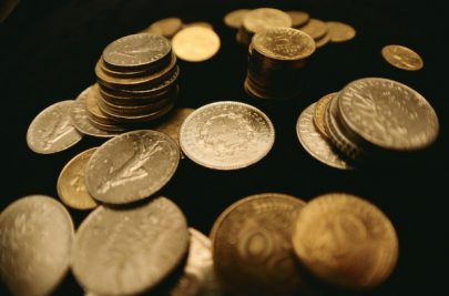 新药投资赌博化