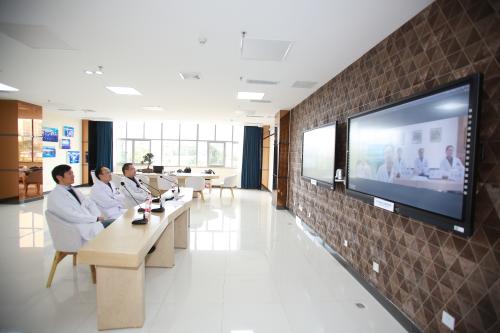 涌入新参赛者，平安好医生共建新型“互联网医院”