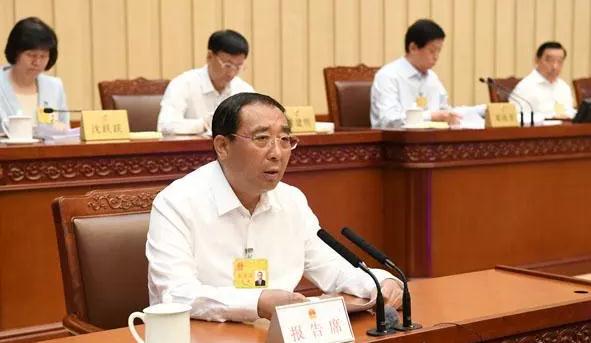 药品管理法修订草案三审： 药品质量问题损害赔偿实行首负责任制