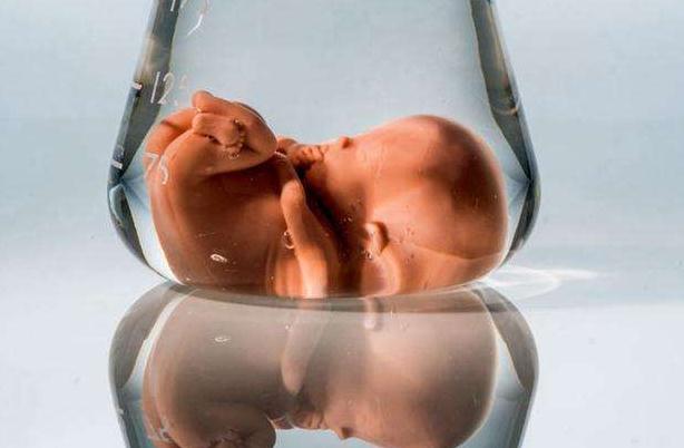 中国辅助生殖市场需求巨大 专家建议做试管婴儿不要超过40岁！