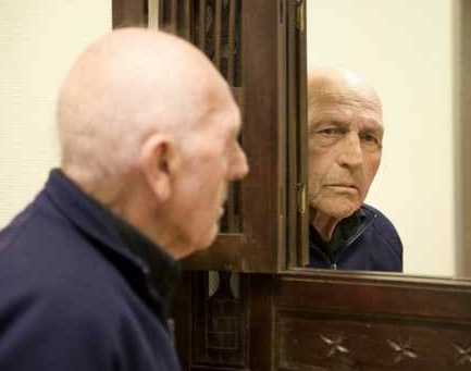 阿尔茨海默病，靠谁治愈？