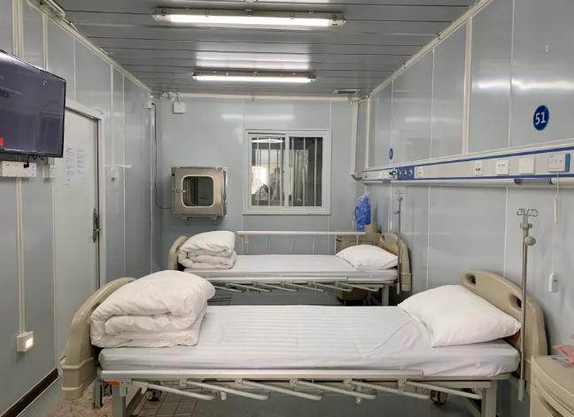 探访雷神山医院：严防交叉感染，收治首批转运患者