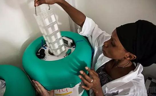 盘点新世纪五大传染病，埃博拉病毒疫苗能给新冠病毒疫苗哪些启示？