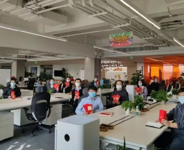 新冠肺炎将以何种方式结束？传染病专家设想了三种可能性