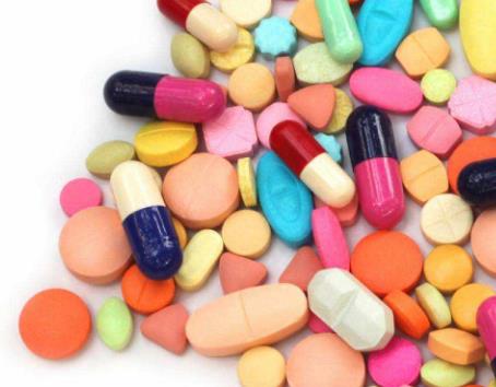 加强治疗药物监测，合理使用生物类似药