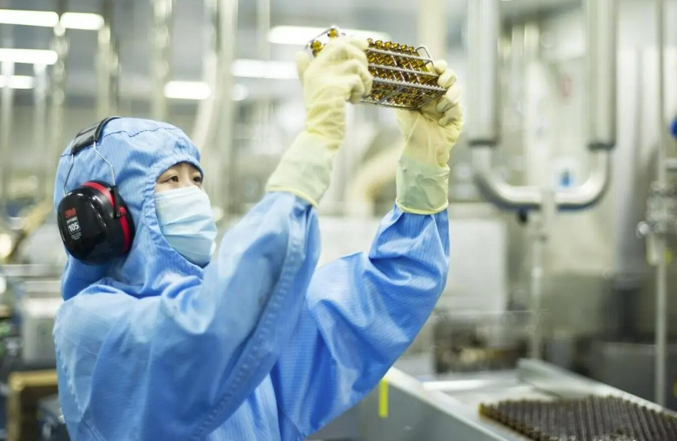 中药工业2021年营业收入达6919亿元，表现优于化药