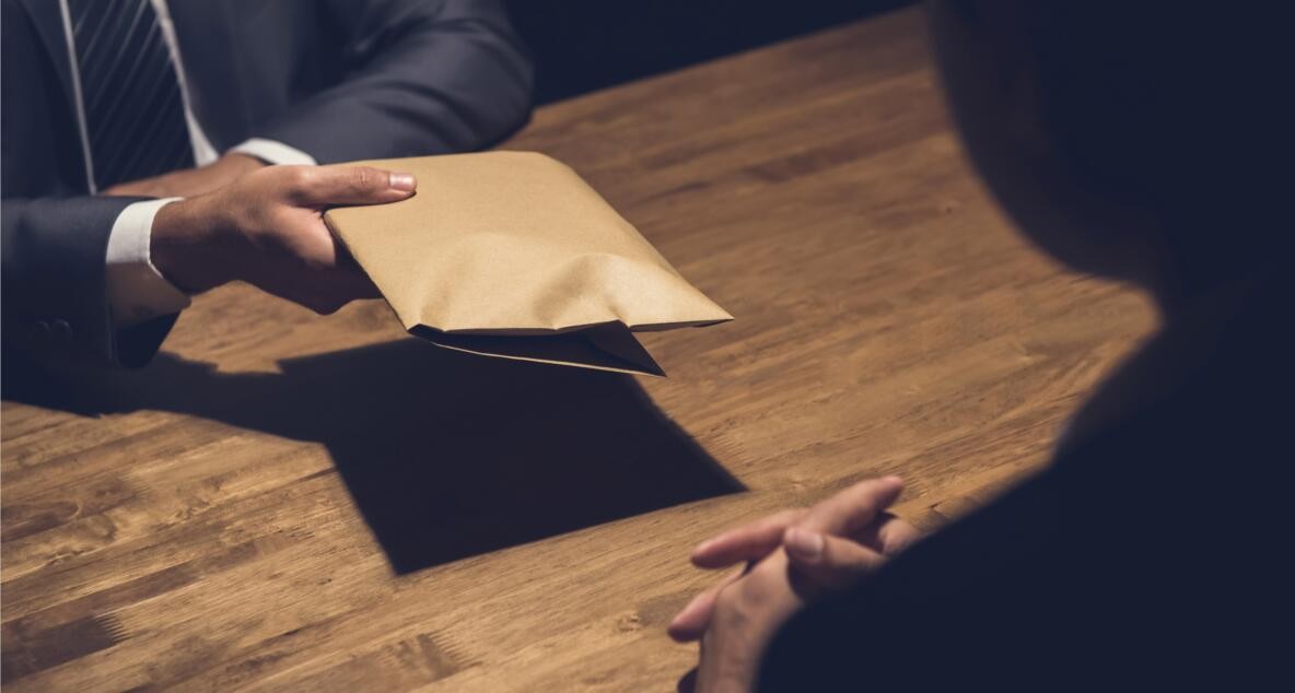 40万行贿疾控中心主任推广HPV疫苗，智飞生物卷入受贿案